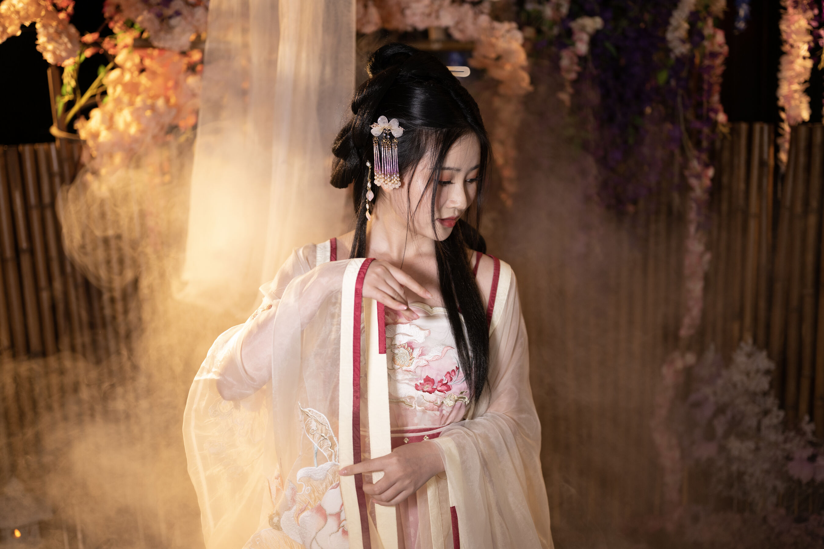 年年《出水芙蓉》